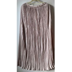 Club Monaco maxi pleated skirt in mushroom size 6